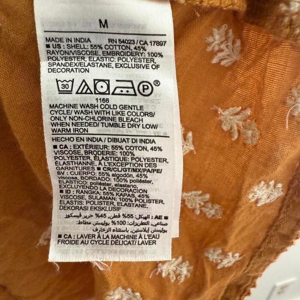 Old navy boho embroidered peasant top medium - Picture 5 of 6